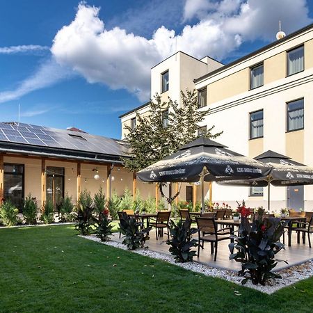 Inter Hotel 데브레첸 외부 사진